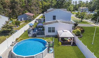 220 Edward Ave, Bayville, NJ 08721