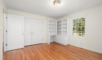315 E High St, Baldwin City, KS 66006