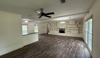 208 Shady Oak Dr, Aberdeen, MS 39730