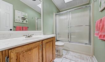 160 Ginsburg Cir, Albrightsville, PA 18210