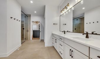 2707 1st St, Arnolds Park, IA 51331