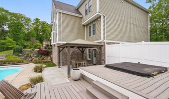 322 Dirkshire Ct, Adams Twp., PA 16046