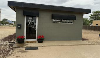 1207 Avenue D, Abernathy, TX 79311