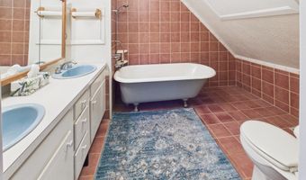 821 W 5th St, Anderson, IN 46016