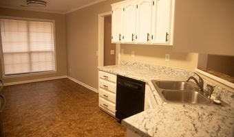 1805 Apache Dr, Albertville, AL 35950