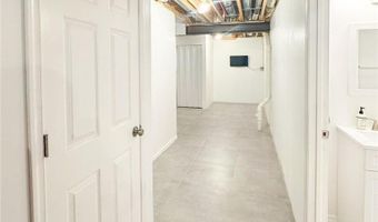1391 Caspian St, Allentown, PA 18104