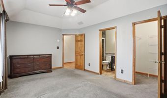 7819 Shannon Lakes Way, Indianapolis, IN 46217