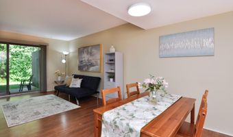 609 Watersedge Dr, Ann Arbor, MI 48105