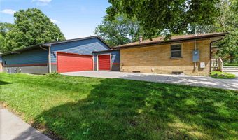 1621 NW 70th Pl, Ankeny, IA 50023