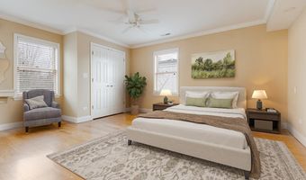 9 S Ridge Ave, Arlington Heights, IL 60005
