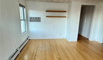 39 Congdon Rd, Narragansett, RI 02882