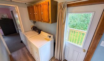 284 Cross Rd, Bradford, VT 05033