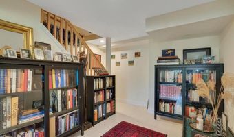 9504 MILSTEAD Dr, Bethesda, MD 20817
