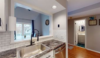 20 Raymond Pl 3-14B, Danbury, CT 06810