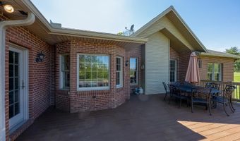 5120 Country Hills Dr, Aurora, IN 47001