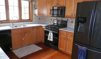 855 N High Point Rd 855, Madison, WI 53717