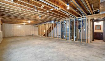 412 Tia St, Atkins, IA 52206