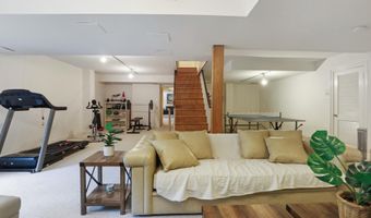 6308 LENOX Rd, Bethesda, MD 20817