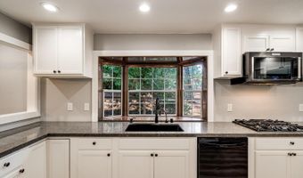 5346 Montecito Ave, Santa Rosa, CA 95404