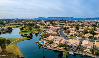 3205 S LAGUNA Dr, Chandler, AZ 85248