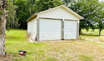506 Highway 32, Bruce, MS 38915