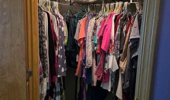 121 Harold Dr, Ashland, OH 44805