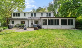 5121 BALTAN Rd, Bethesda, MD 20816