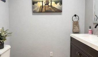 5404 Sioux Rd, Carlsbad, NM 88220