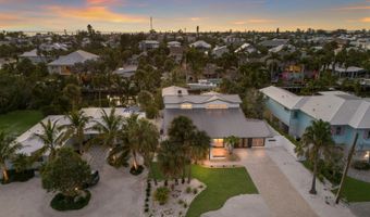 212 OAK Ave, Anna Maria, FL 34216