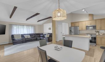 41 Elbow Hill Rd, Brookfield, CT 06804