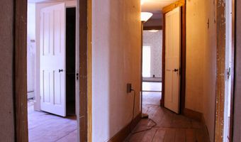 127 Main St, Cambridge, VT 05464