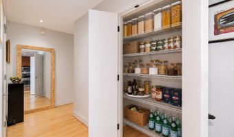 910 M St NW 910, Washington, DC 20001