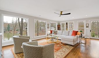 594 Hilltop Ln, Berkeley Lake, GA 30096