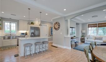 40 Grafton St, Newport, RI 02840