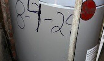 564 Euclid Ave, Akron, OH 44307