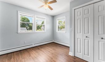 65 Redland Ave, East Providence, RI 02916