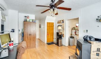 1314 Bank St, Atwater, OH 44201