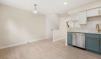 5002 9TH St S, Arlington, VA 22204