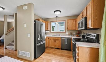 15549 Flight Way 144, Apple Valley, MN 55124
