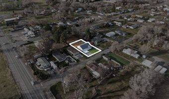 307 6th St, Benton City, WA 99320