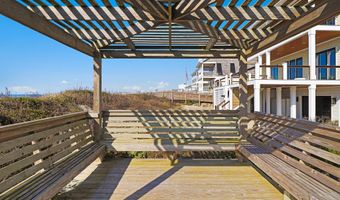 107 Ocean Ridge Dr, Atlantic Beach, NC 28512