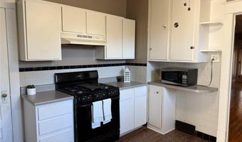 3317 Jackson St, Alton, IL 62002