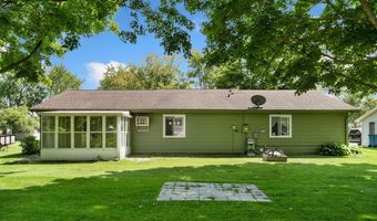 1210 Mcintyre Dr, Auburn, IN 46706