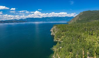 812 Pine Cove Rd, Bayview, ID 83803