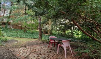 2313 GLASGOW Rd, Alexandria, VA 22307