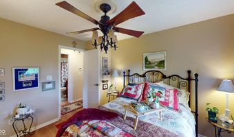 391 S Baldwin St, Bargersville, IN 46106