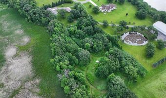 4700 Rural Oaks Dr SE, Alexandria, MN 56308