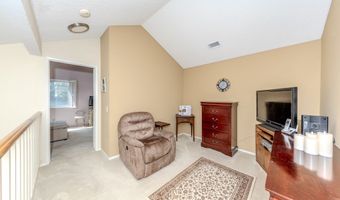 8437 E Amberwood St, Anaheim, CA 92808