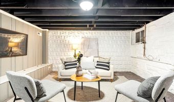 116 ALLENDALE St, Baltimore, MD 21229