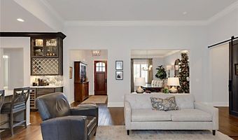 1001 Fairview Dr, Auburn, AL 36830